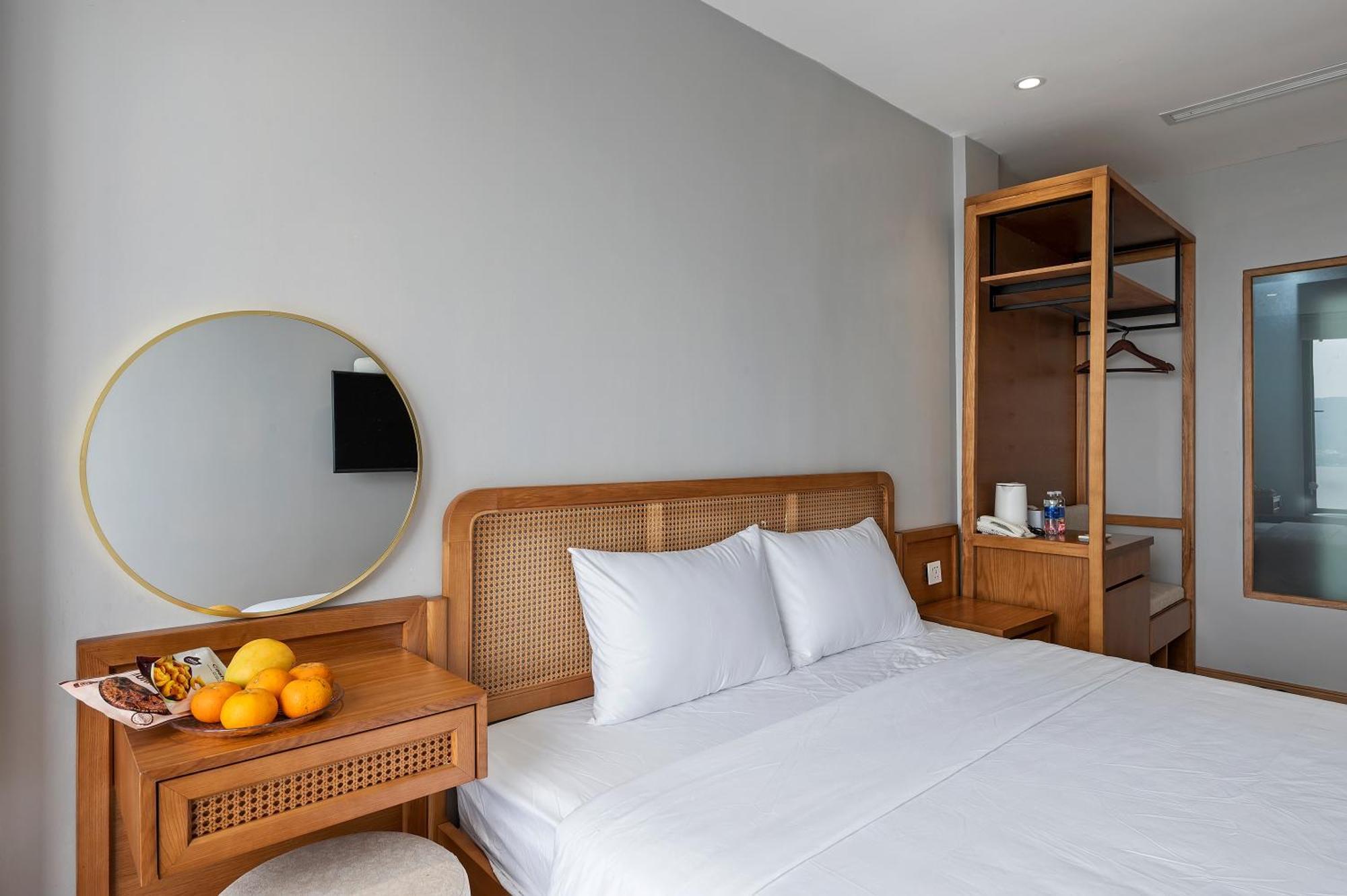 Lakeview Residence Hotel Hanoi Exterior photo